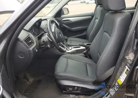 2014 BMW X1 xDrive28I z USA, uszkodzony, nr VIN WBAVL1C59EVY20739